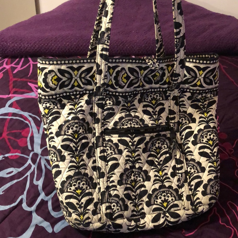 Vera Bradley Tote - Picture 3 of 4